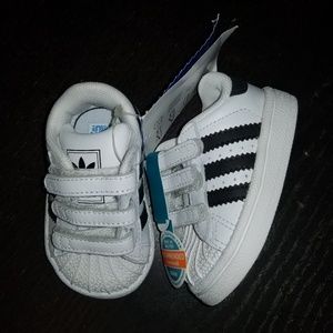 Adidas superstar